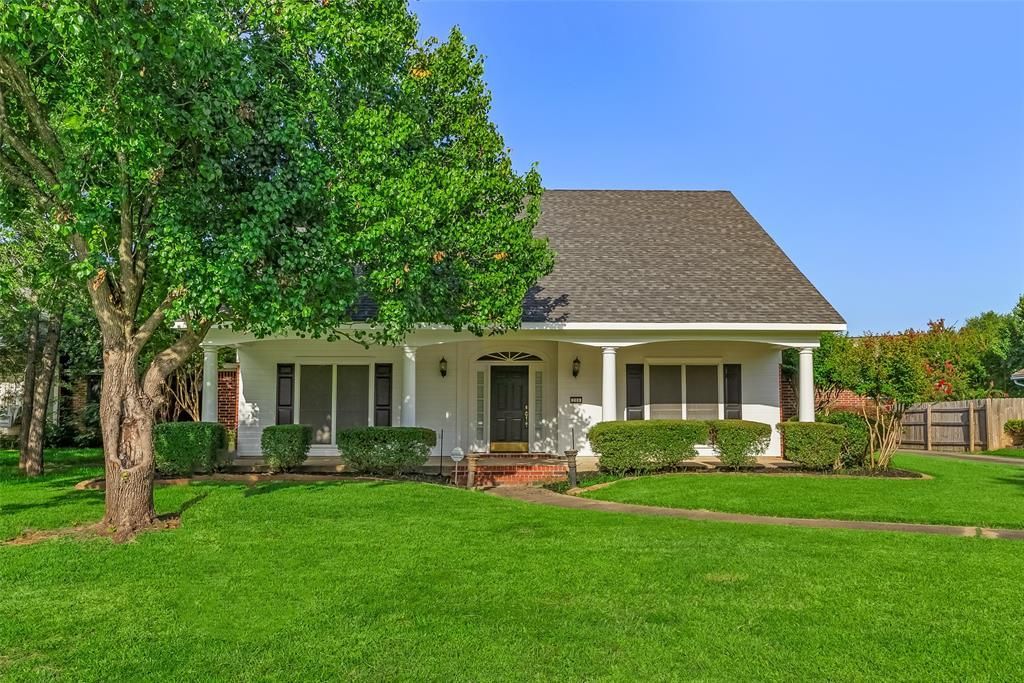 206 Hampton Court, Bossier City, LA 71111 Main Photo