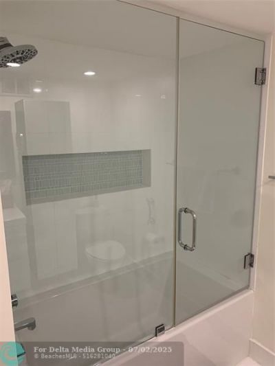 1000 Parkview Drive, Unit 319, Hallandale Beach, FL 33009 Photo