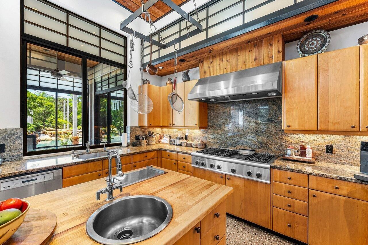 8549 Surrey Lane, Boca Raton, FL 33496 Photo