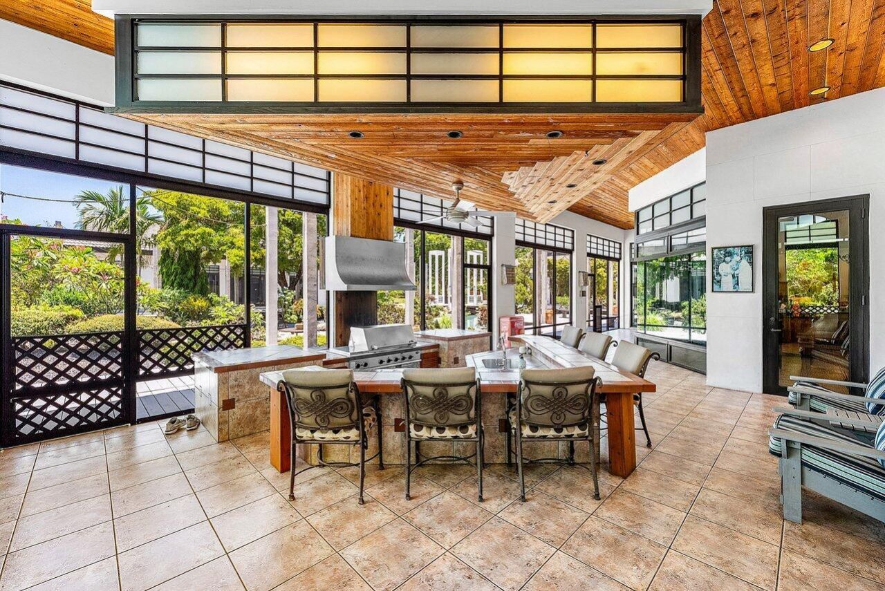 8549 Surrey Lane, Boca Raton, FL 33496 Photo