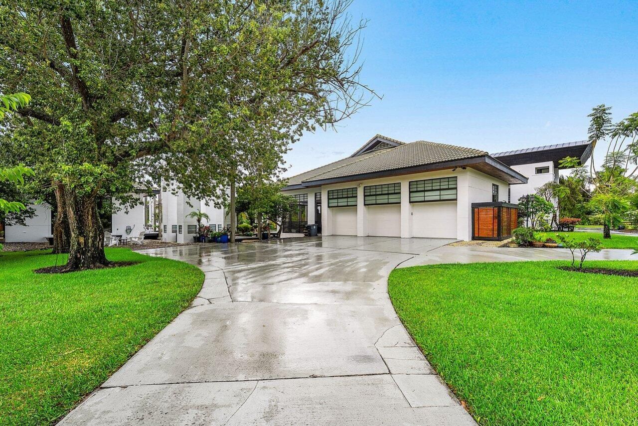 8549 Surrey Lane, Boca Raton, FL 33496 Photo