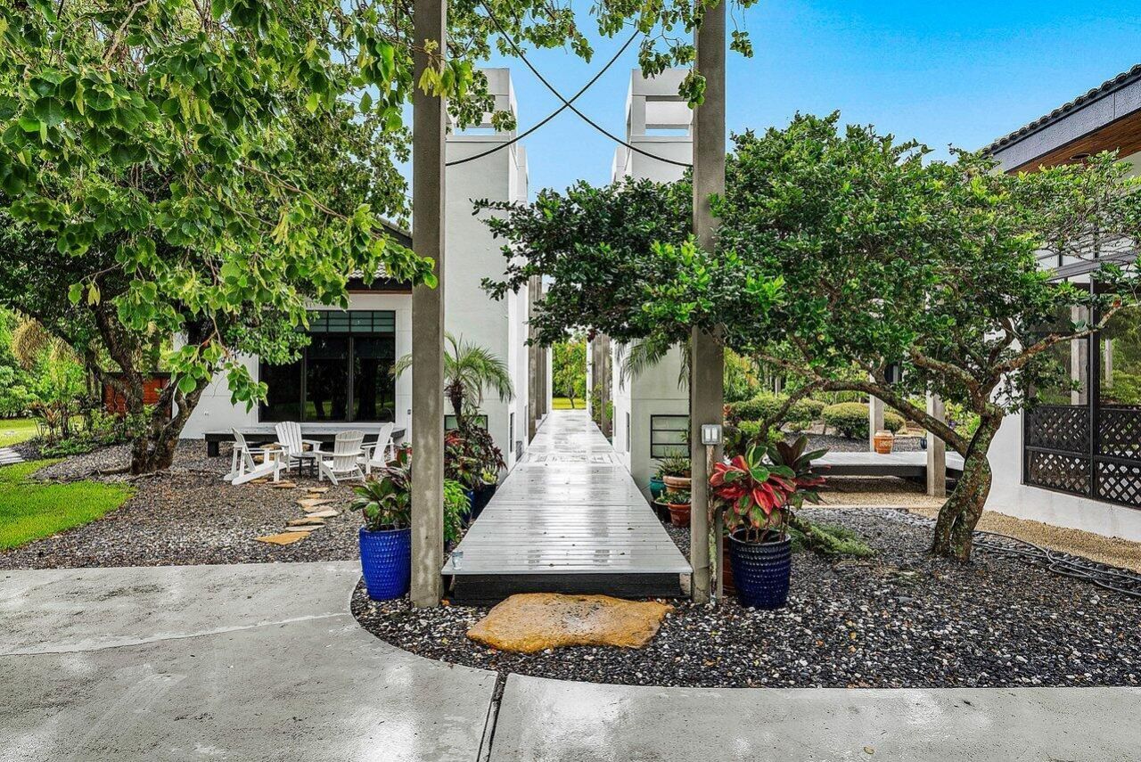 8549 Surrey Lane, Boca Raton, FL 33496 Photo