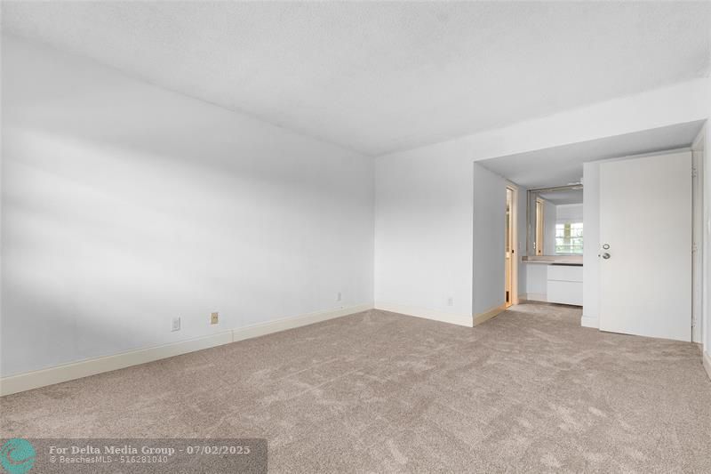 535 Oaks Drive, Unit 508, Pompano Beach, FL 33069 Photo