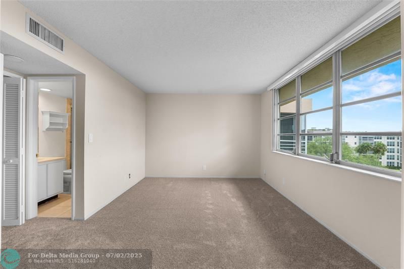 535 Oaks Drive, Unit 508, Pompano Beach, FL 33069 Photo