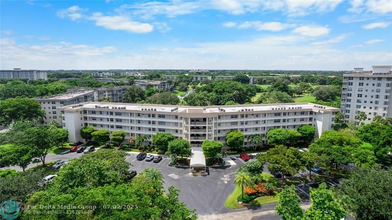 535 Oaks Drive, Unit 508, Pompano Beach, FL 33069 Photo