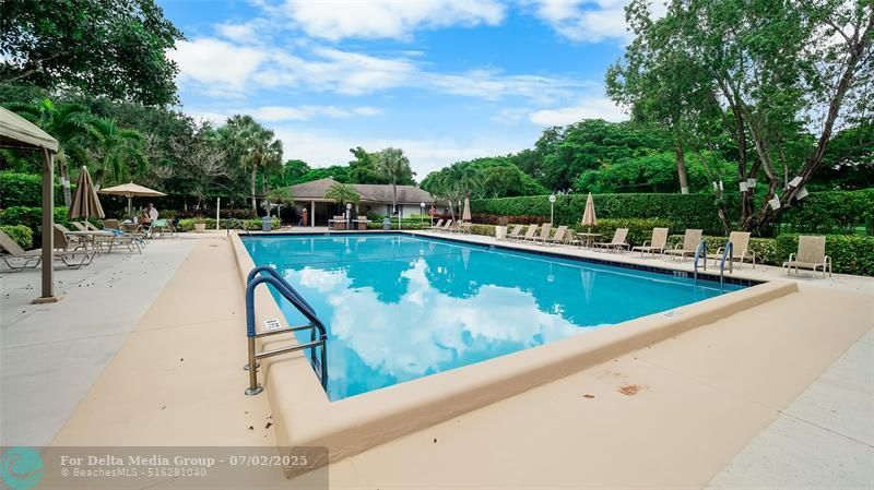 535 Oaks Drive, Unit 508, Pompano Beach, FL 33069 Photo