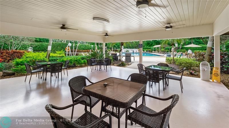 535 Oaks Drive, Unit 508, Pompano Beach, FL 33069 Photo