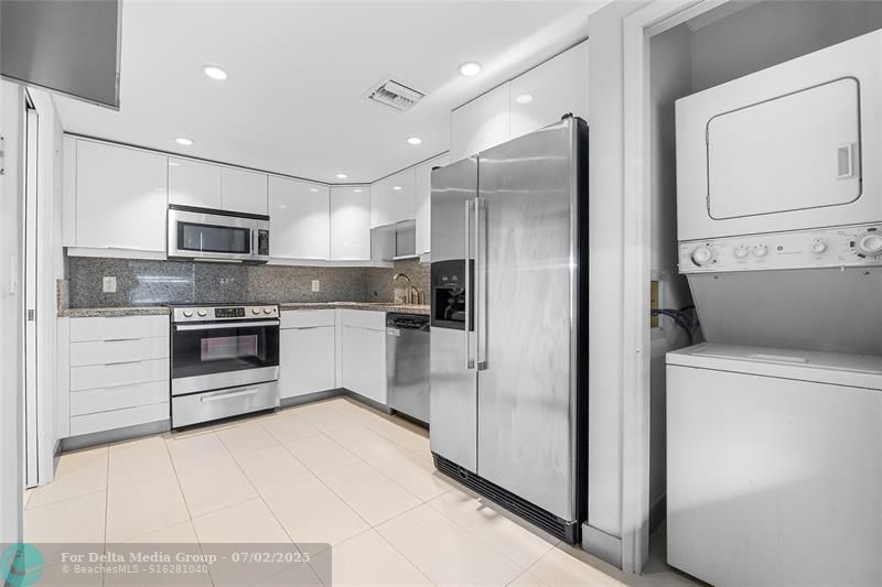 535 Oaks Drive, Unit 508, Pompano Beach, FL 33069 Photo