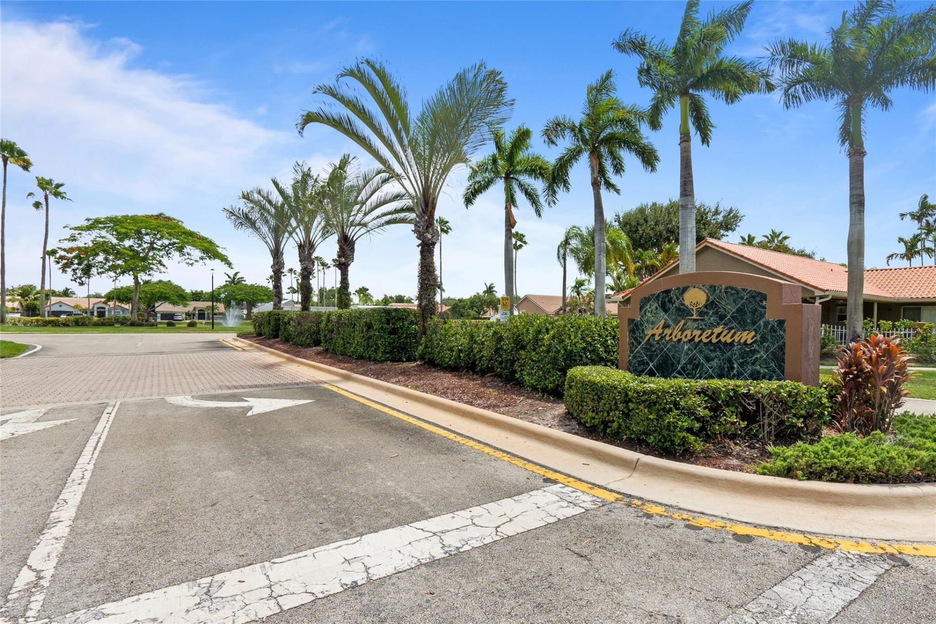 12626 SW 9th Place, Davie, FL 33325 Photo