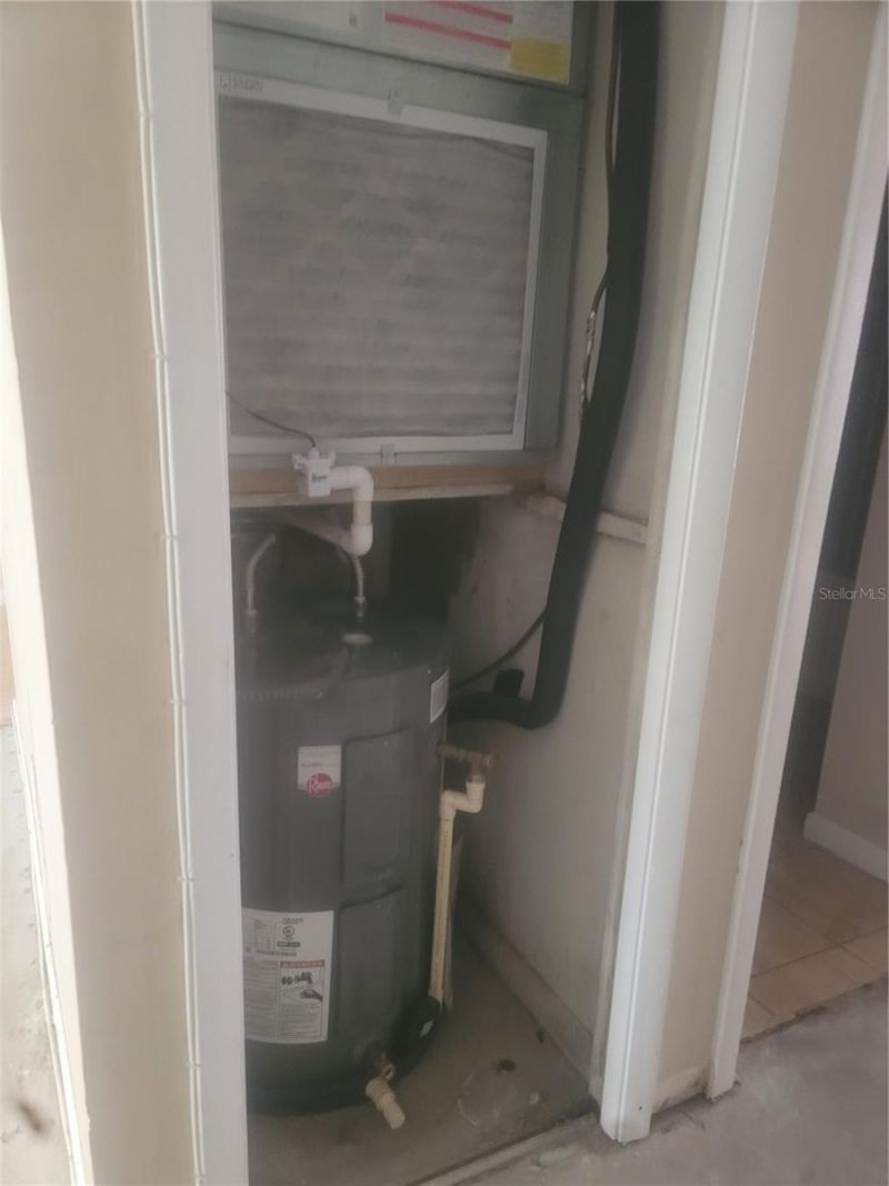 5125 Puritan Circle, Unit 1103, Tampa, FL 33617 Photo