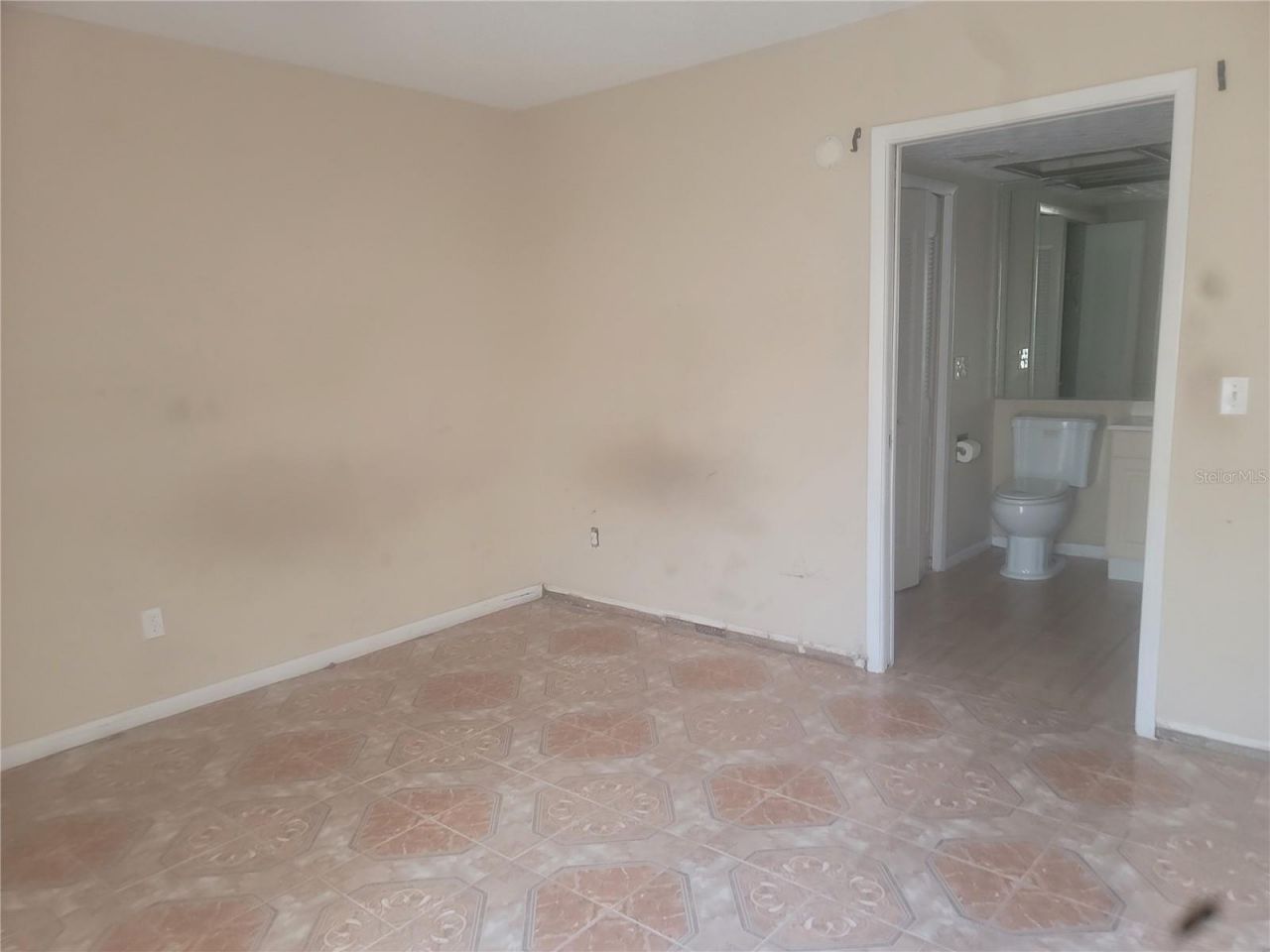 5125 Puritan Circle, Unit 1103, Tampa, FL 33617 Photo