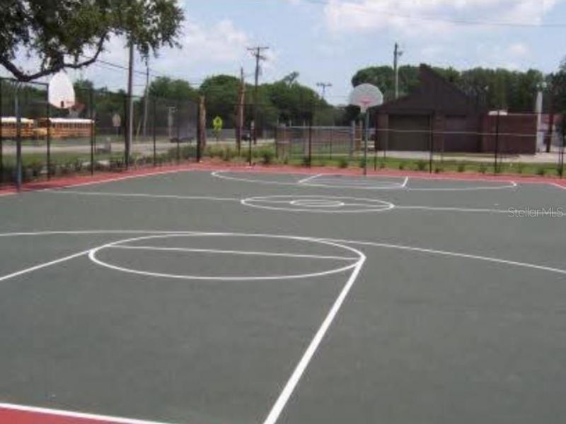 5125 Puritan Circle, Unit 1103, Tampa, FL 33617 Photo