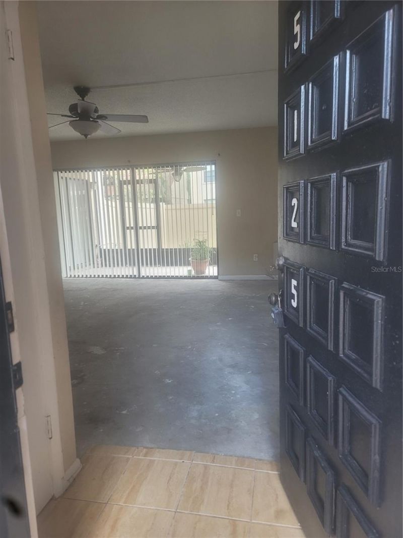 5125 Puritan Circle, Unit 1103, Tampa, FL 33617 Photo