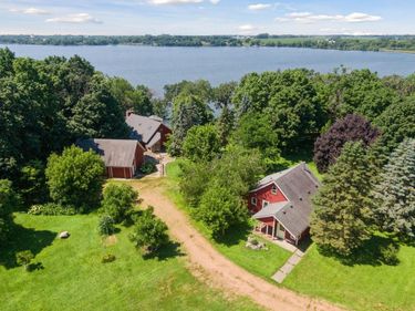 8847 47th Street SW, Howard Lake, MN 55349