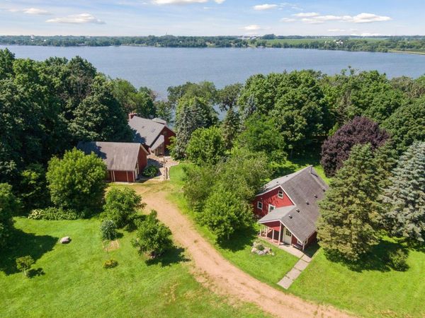 8847 47th Street SW, Howard Lake, MN 55349