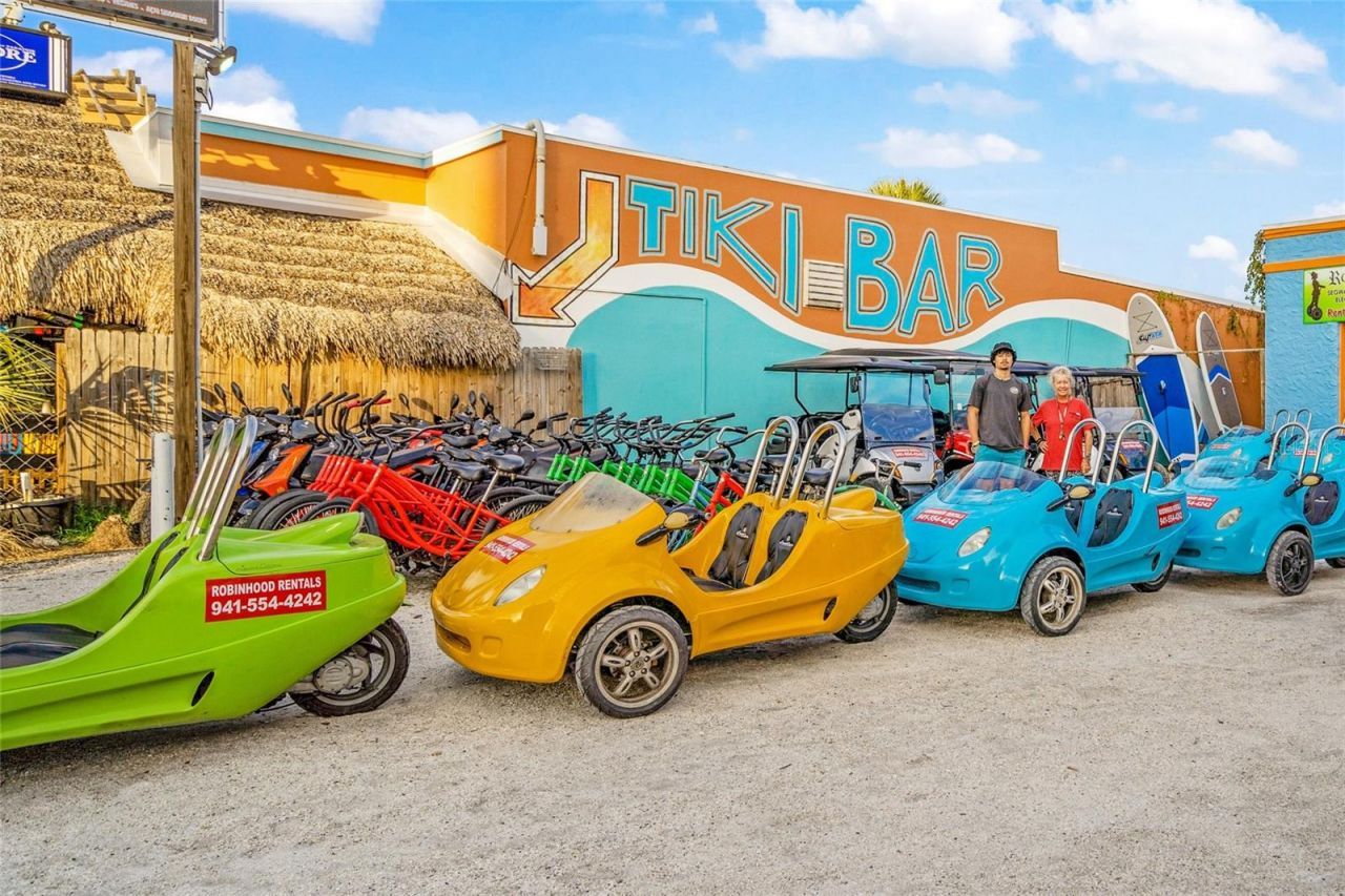 915 Beach Road, Unit 215, Siesta Key, FL 34242 Photo