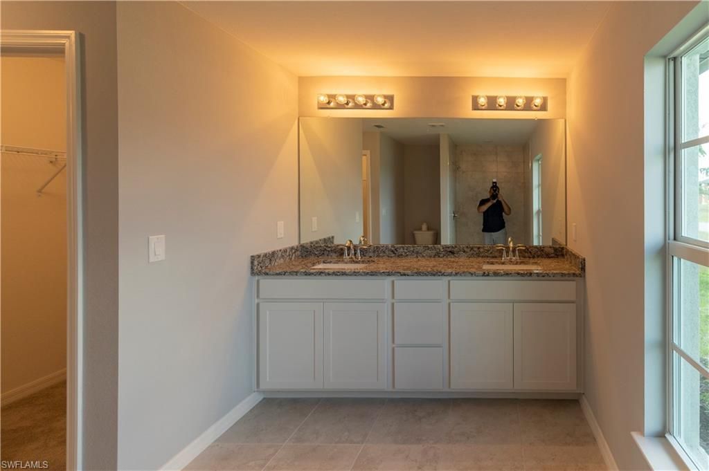 1400 SW 1st Ter, Cape Coral, FL 33991 Photo