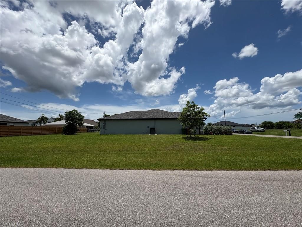 1400 SW 1st Ter, Cape Coral, FL 33991 Photo