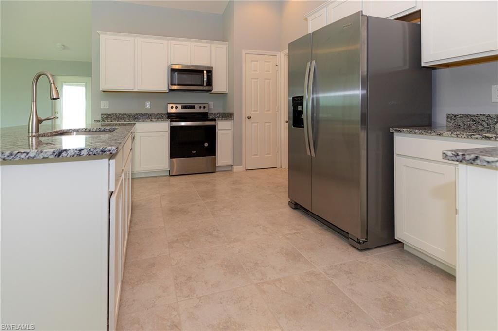 1400 SW 1st Ter, Cape Coral, FL 33991 Photo