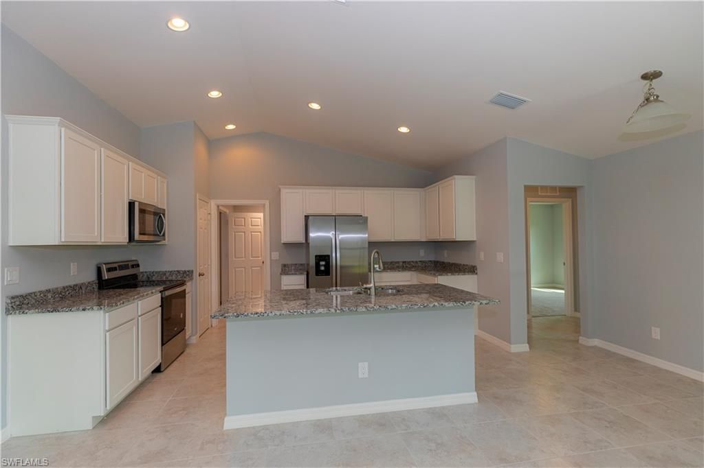 1400 SW 1st Ter, Cape Coral, FL 33991 Photo