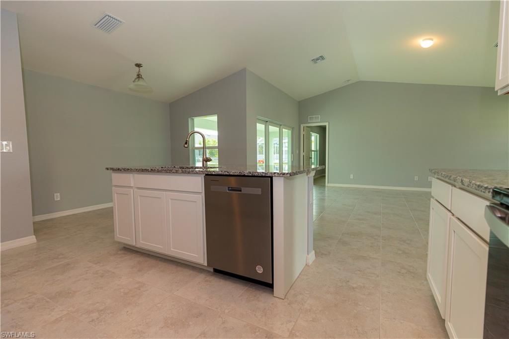 1400 SW 1st Ter, Cape Coral, FL 33991 Photo