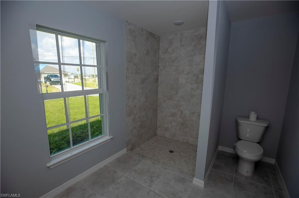 1400 SW 1st Ter, Cape Coral, FL 33991 Photo