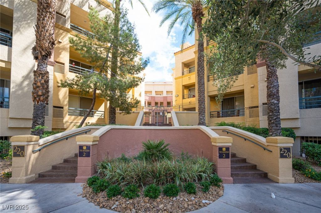 220 Flamingo Road, Unit 129, Las Vegas, NV 89169 Main Photo