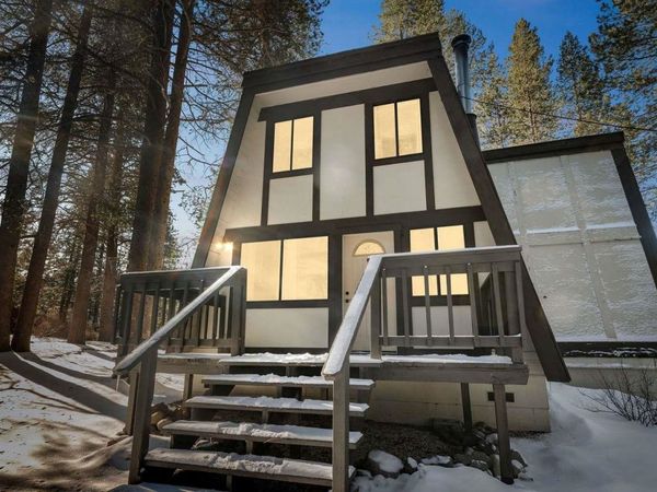 11849 Deerfield Drive, Truckee, CA 96161