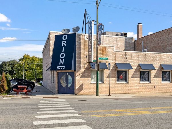 5772 S Archer Avenue, Chicago, IL 60638