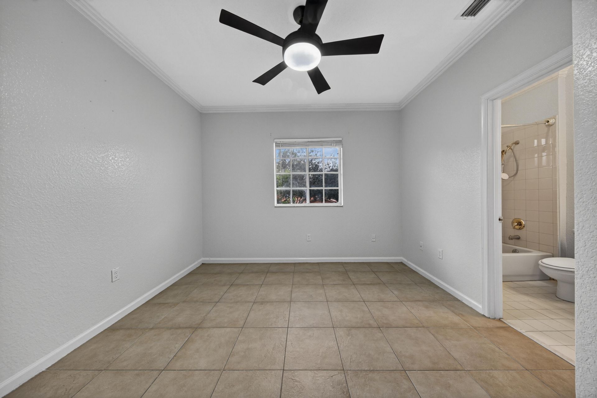 6600 Catalina Lane, Tamarac, FL 33321 Photo