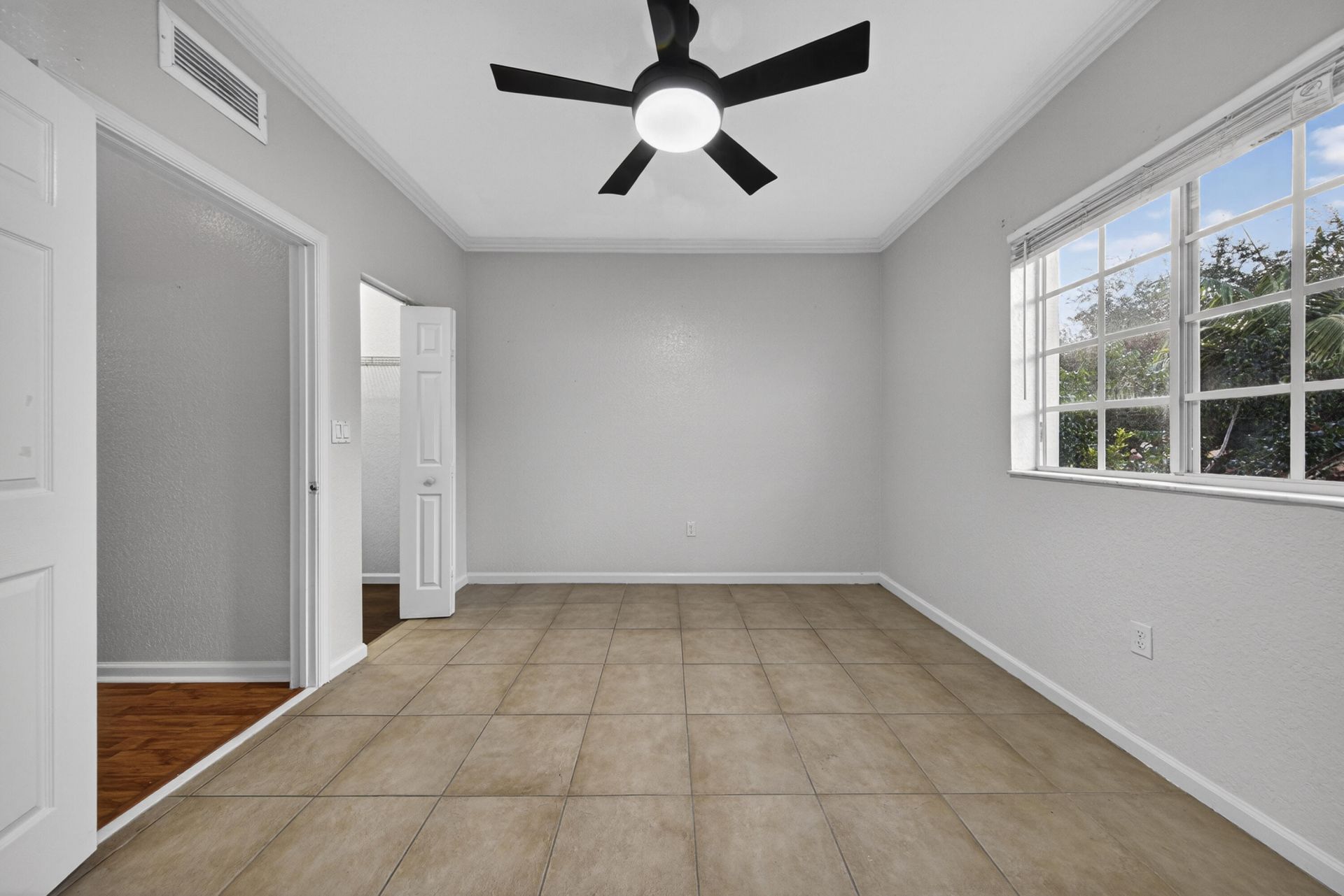 6600 Catalina Lane, Tamarac, FL 33321 Photo