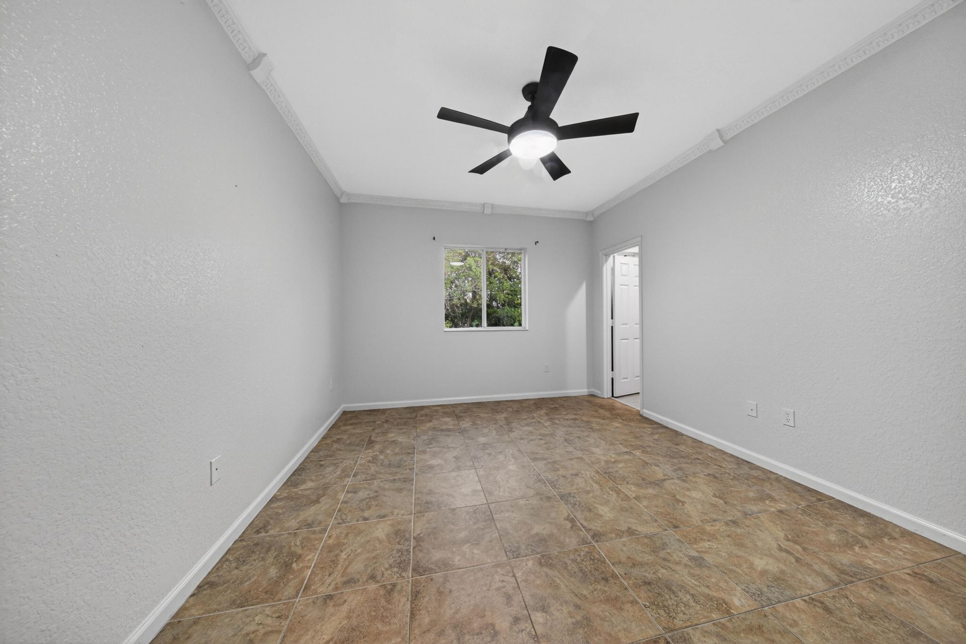 6600 Catalina Lane, Tamarac, FL 33321 Photo