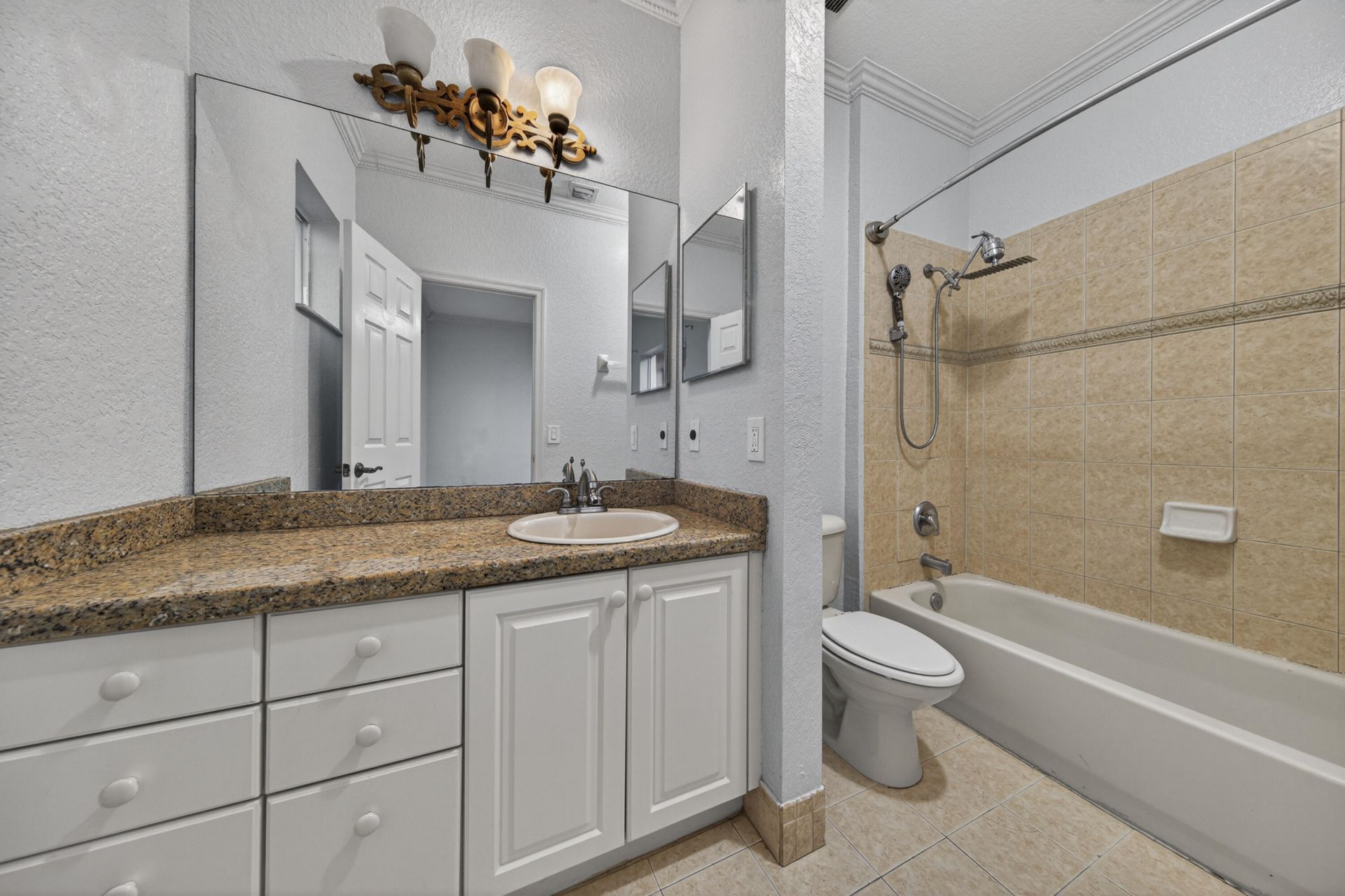 6600 Catalina Lane, Tamarac, FL 33321 Photo