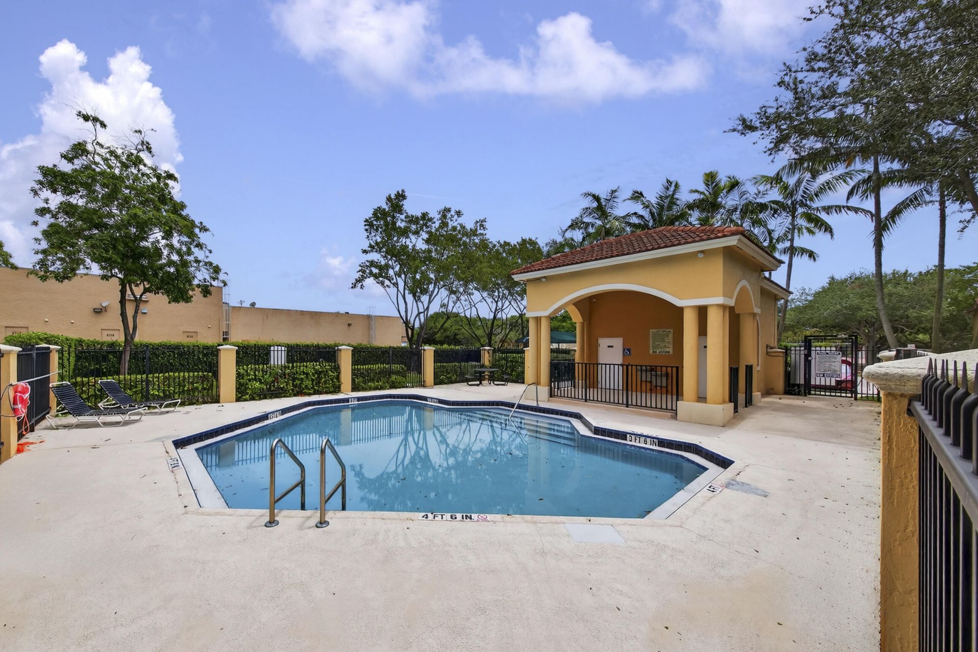 6600 Catalina Lane, Tamarac, FL 33321 Photo