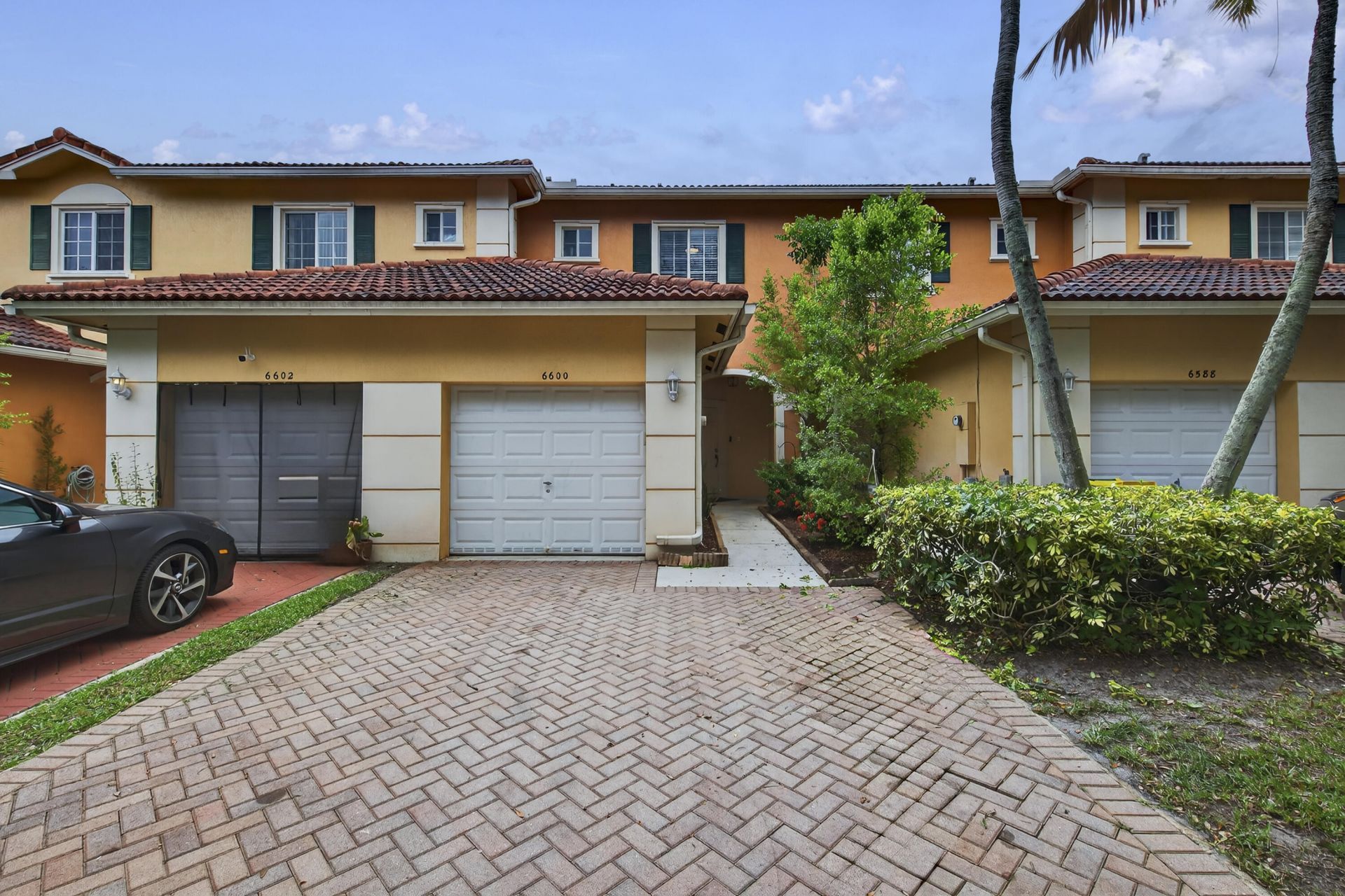 6600 Catalina Lane, Tamarac, FL 33321 Photo