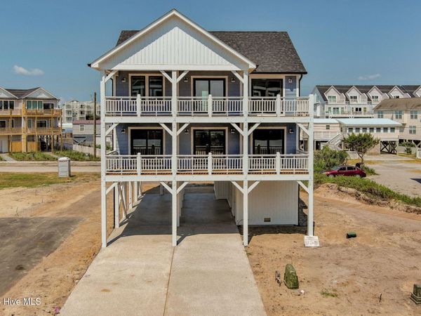 739 Duneridge Court, Surf City, NC 28445