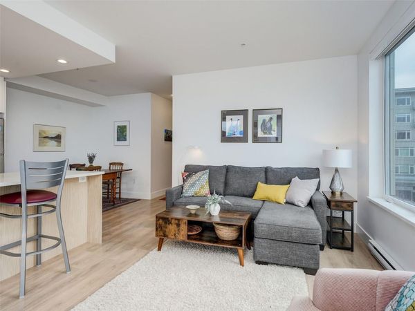 2461 Sidney Ave, Unit 310, Sidney, BC V8L 1Y8