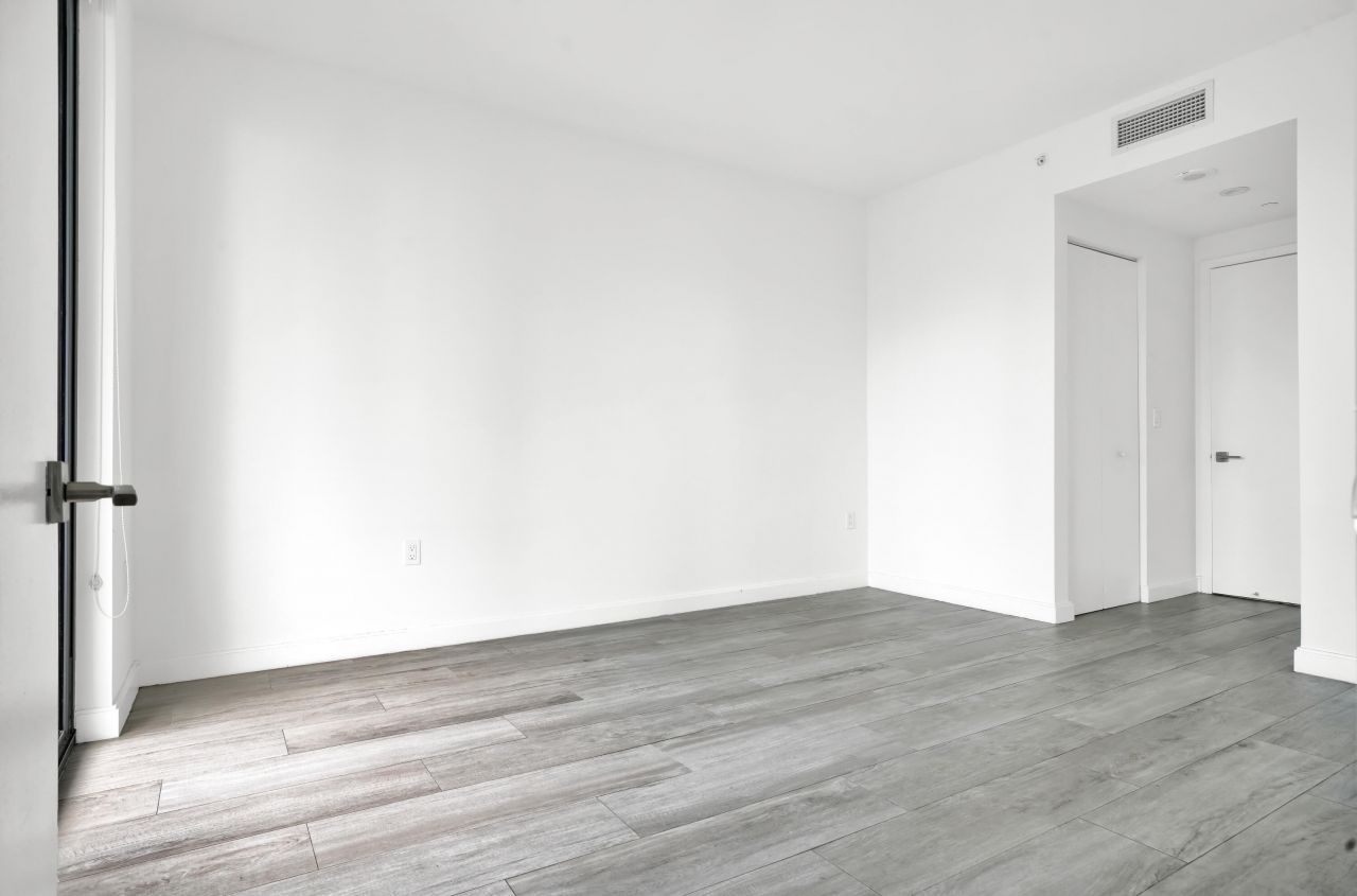 55 SW 9th Street, Unit 3504, Miami, FL 33130 Photo