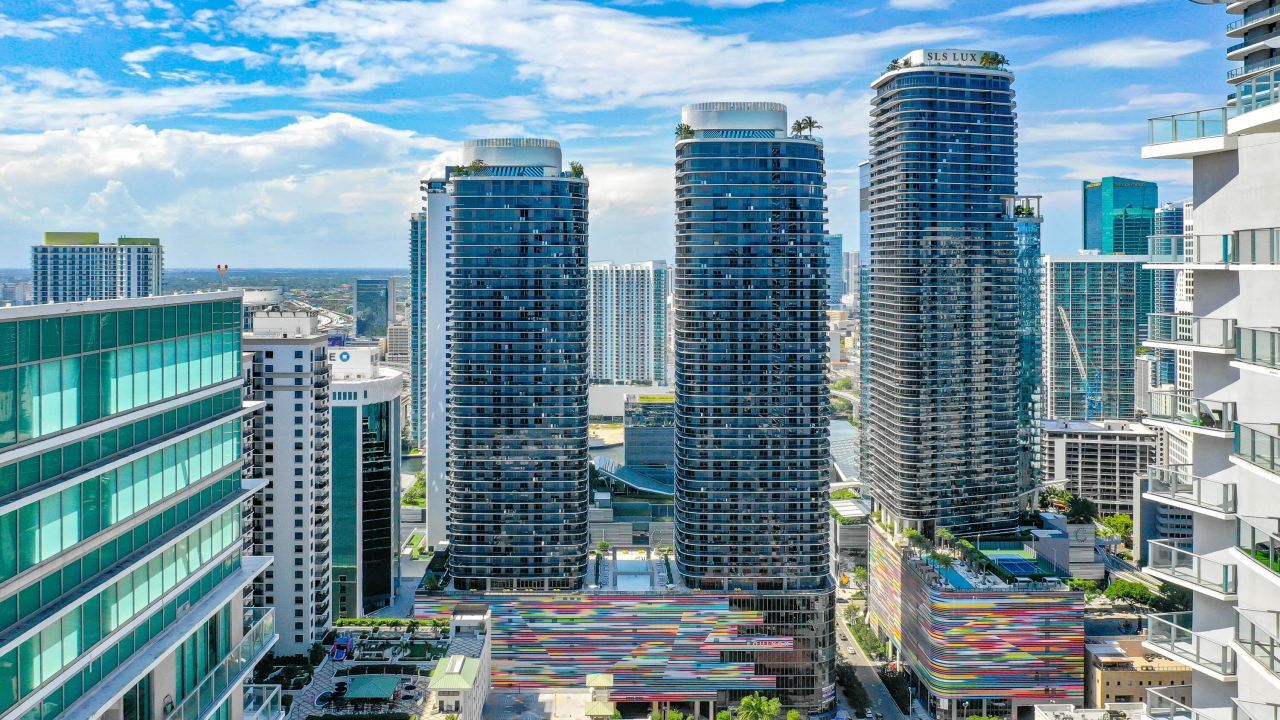 55 SW 9th Street, Unit 3504, Miami, FL 33130 Photo