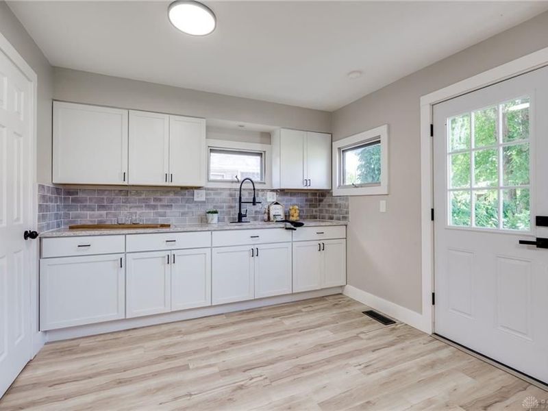 803 Laurel Street, Springfield, OH 45503 Photo 14