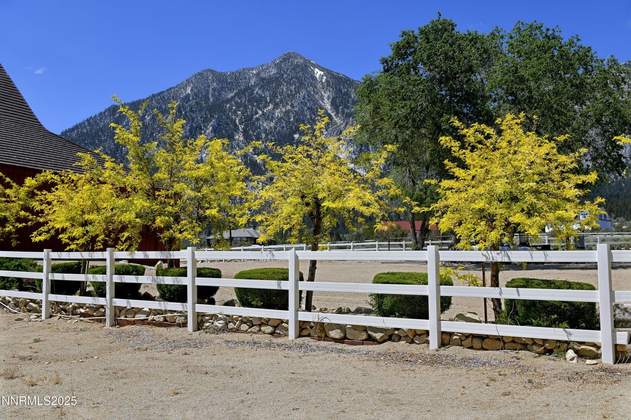 775 Foothill Road, Gardnerville, NV 89460 Photo