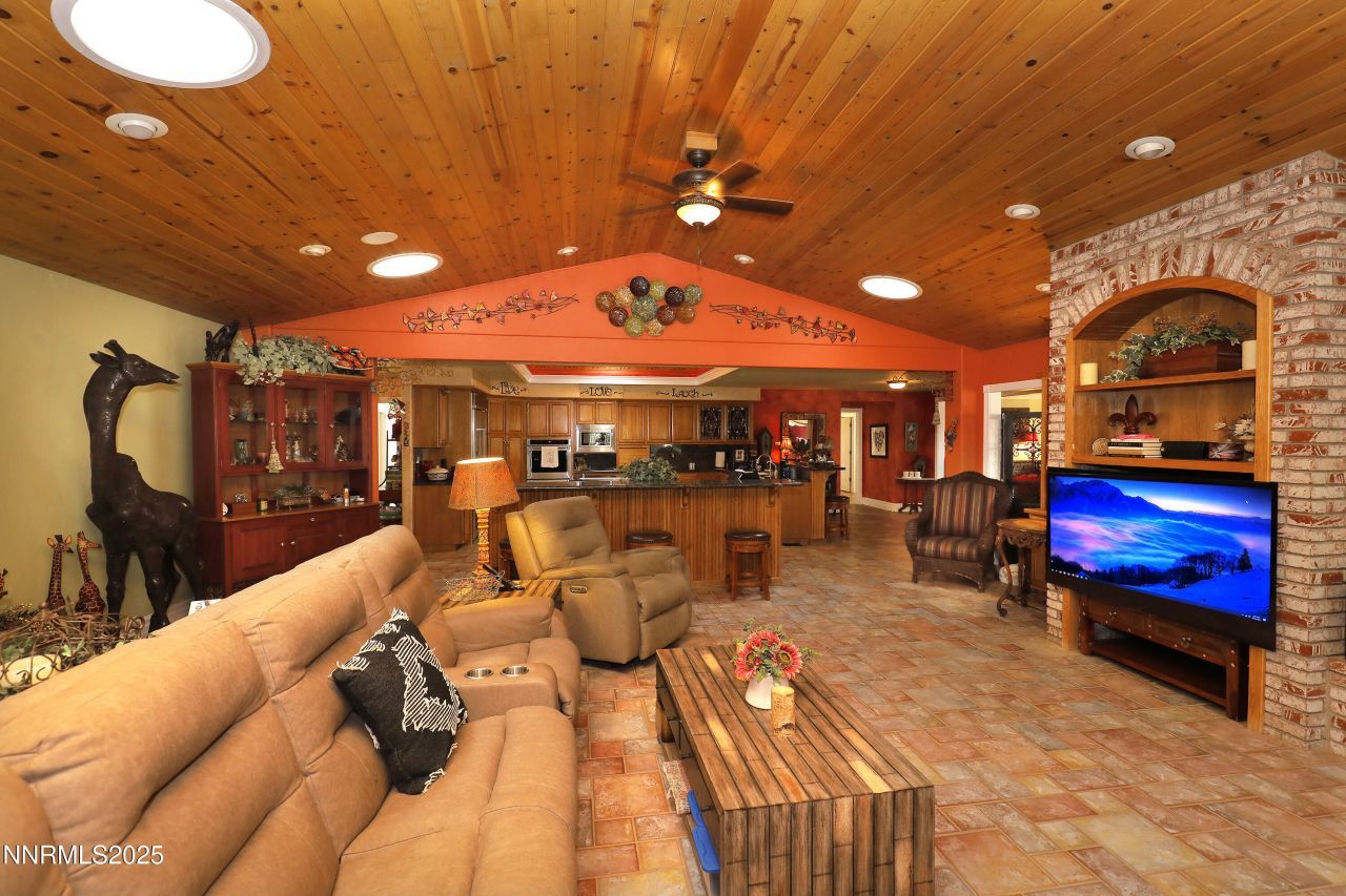 775 Foothill Road, Gardnerville, NV 89460 Photo