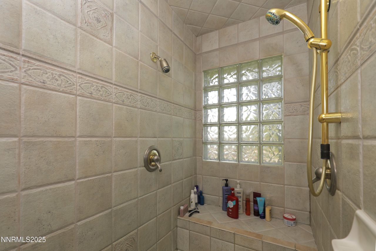 775 Foothill Road, Gardnerville, NV 89460 Photo