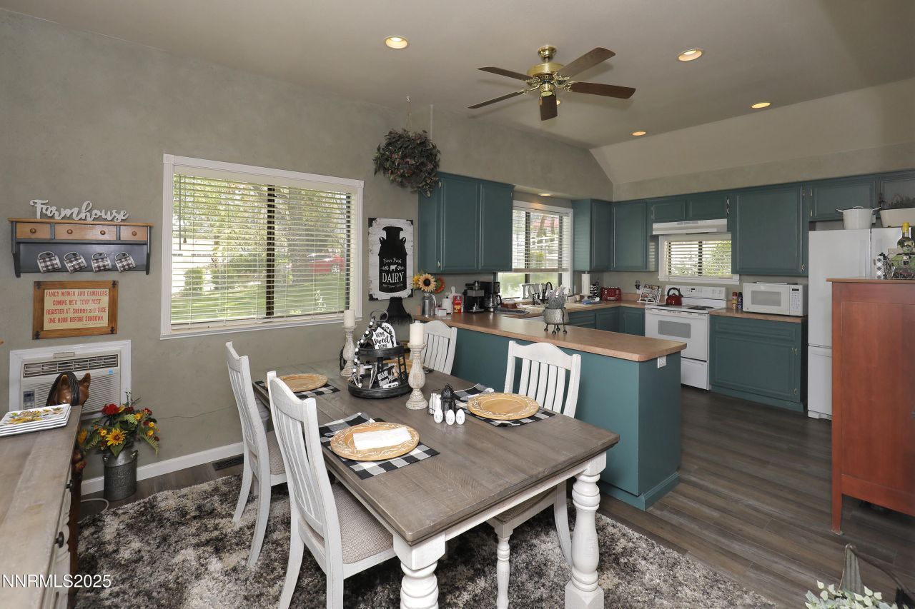 775 Foothill Road, Gardnerville, NV 89460 Photo