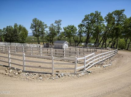 775 Foothill Road, Gardnerville, NV 89460 Photo