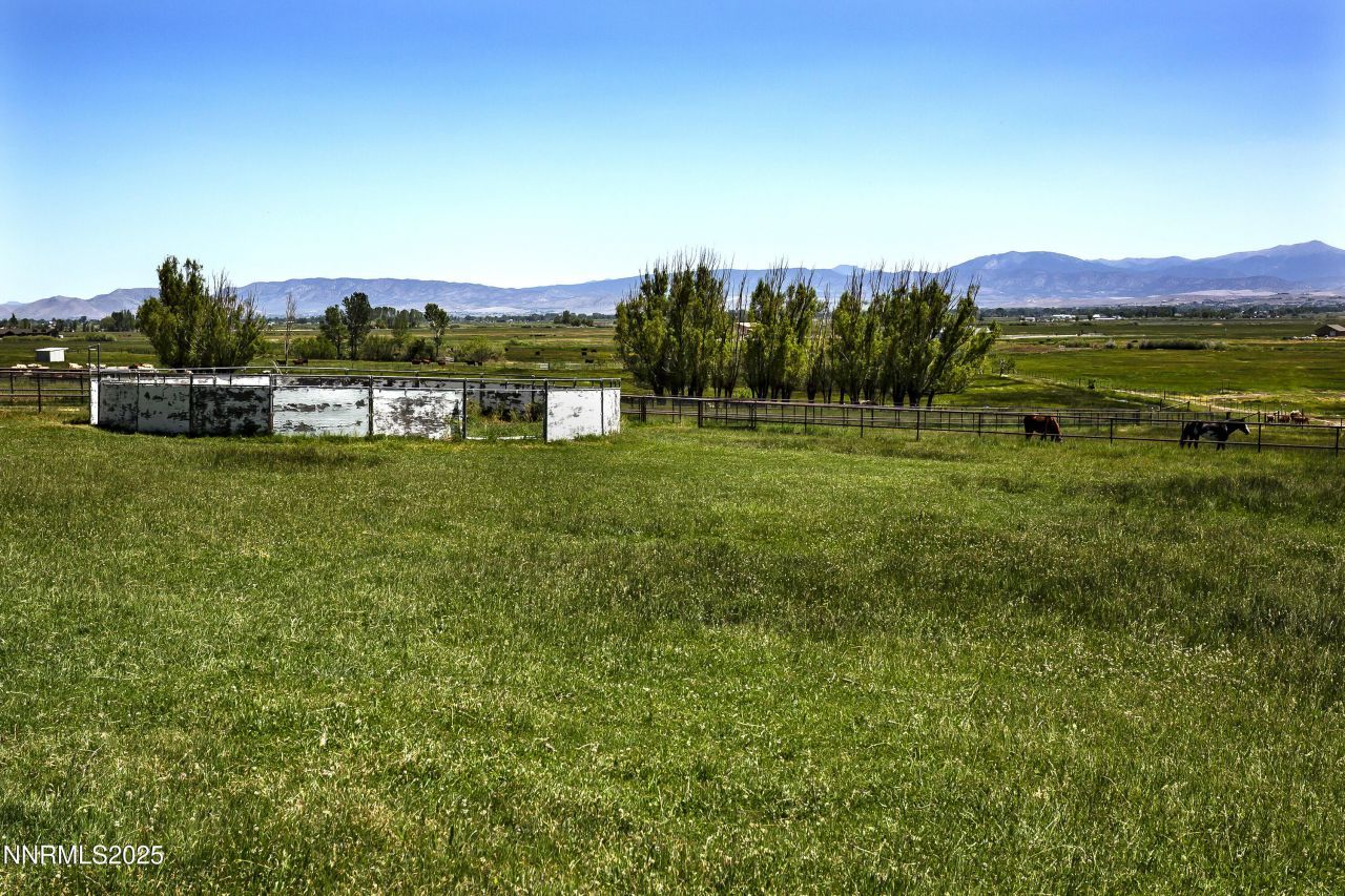 775 Foothill Road, Gardnerville, NV 89460 Photo