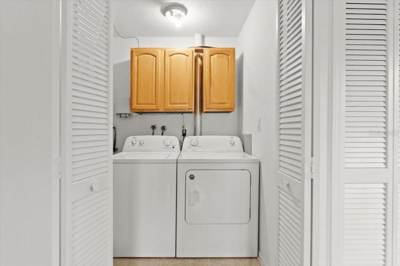 704 Lynn Avenue, New Smyrna Beach, FL 32168 Photo