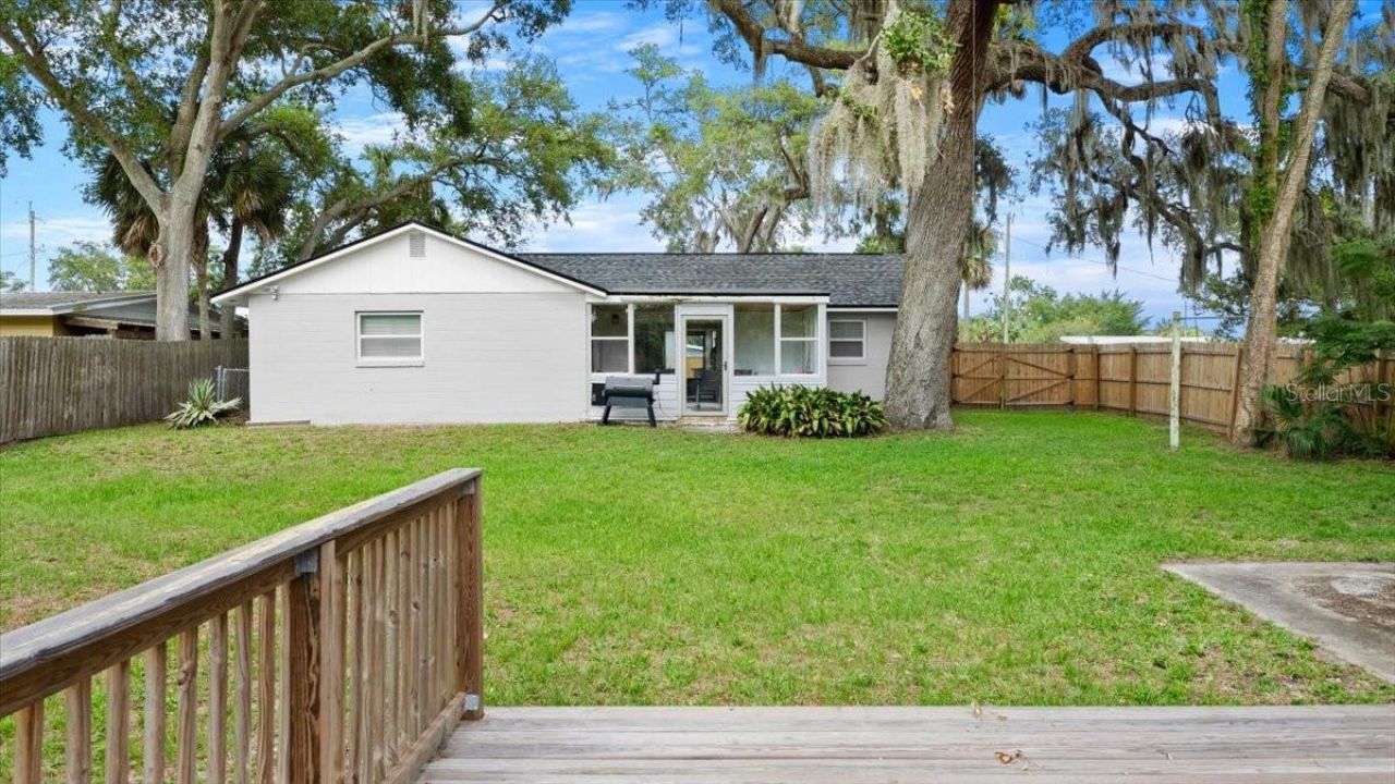 704 Lynn Avenue, New Smyrna Beach, FL 32168 Photo