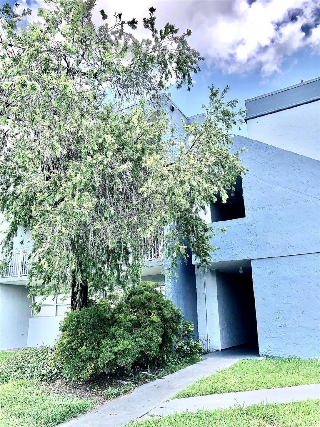 Please Call For Address, Miami, FL 33172 Photo