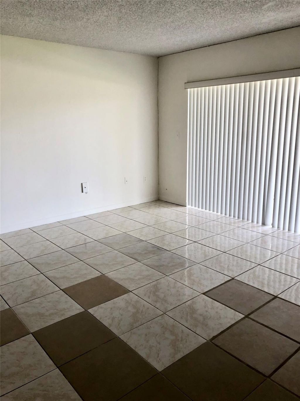 Please Call For Address, Miami, FL 33172 Photo